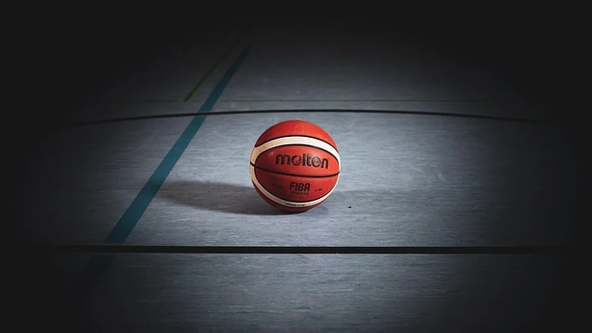 NBA赛季前预测复盘：核心位置竞争格局再成焦点